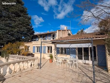 maison 10 pièces 208 m²