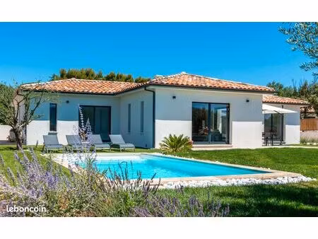 villa 4 pièces 90 m²