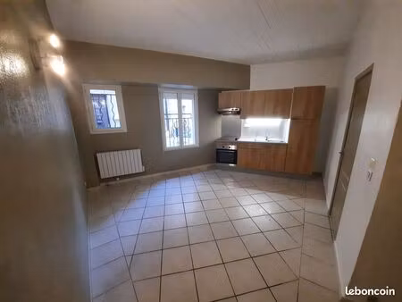 superbe appartement 2 pièces  récemment rénové
