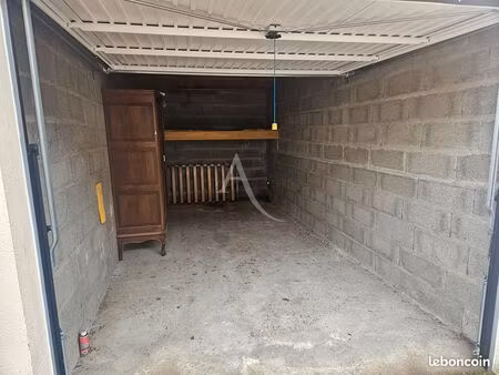 parking/box 13 m² les sables d olonne