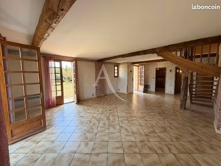 maison 6 pièces 136 m²