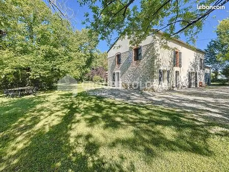 maison 6 pièces 182 m²