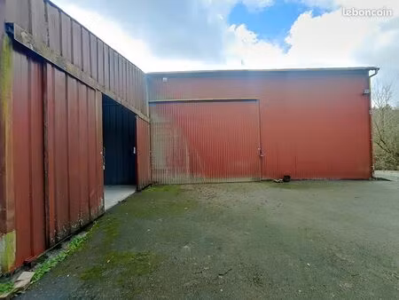 parking/box 2 pièces 260 m²