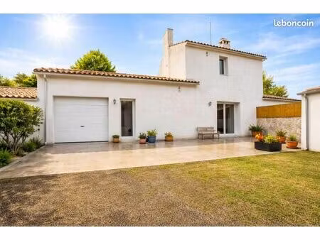 maison 2 pièces 65 m²