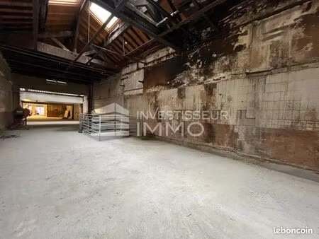 local commercial 370 m²