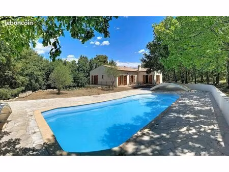 villa de plain pied 150m2 - sous-sol total - piscine