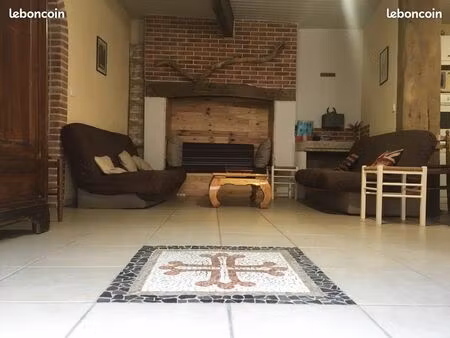 maison dans village bruniquel composée de 2 appartements