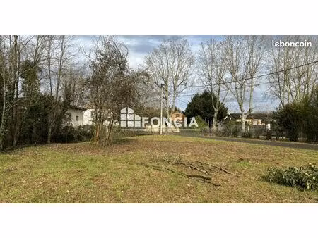 bressols  à l'entrée du village 