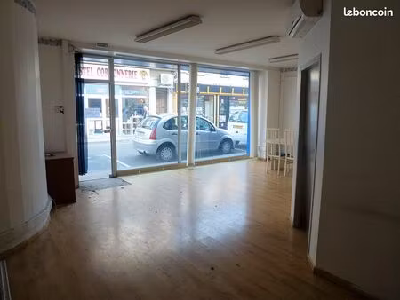 local 129 m² castelsarrasin