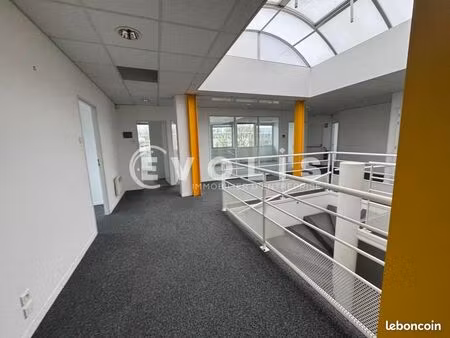 bureaux 350 m²