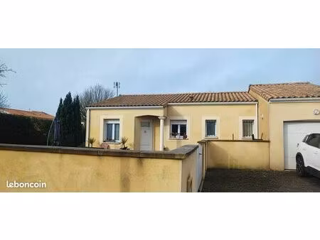 maison 3 chambres avec climatisation air air