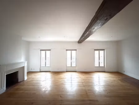 agen - appartement de type f3 avec parking