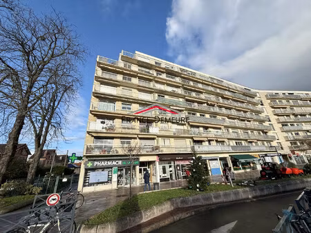 appartement f4 de 72m2 au pied de la gare avec 2 balcons cave et