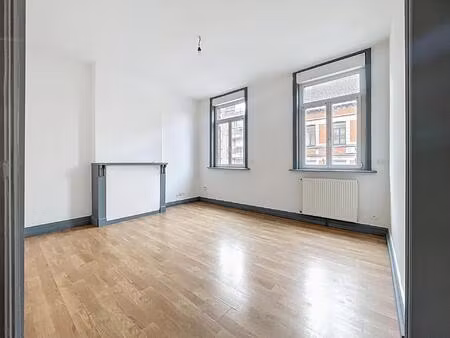 à deux pas du centre-ville d'halluin  t3 lumineux de 58 m²