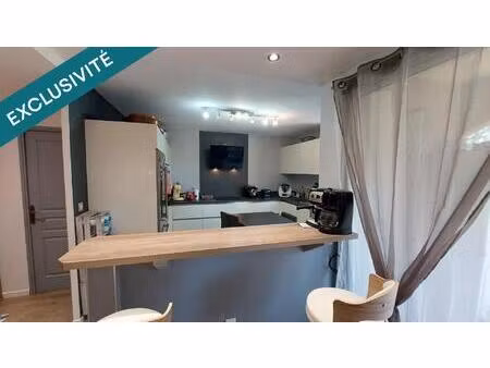 superbe appartement avec jardinet à 10 minute du centre ville à pied