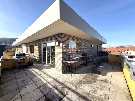 appartement t3 en attique avec terrasse exceptionnelle à vet
