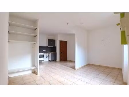 appartement t1 bis