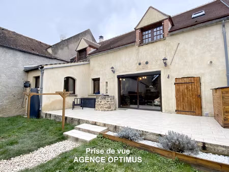 fermette plein de charme - 3 chambres + bureau - jardin clos