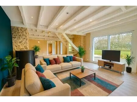 **une maison alliant modernité et charme de l’ancien**