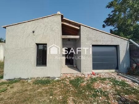 très bien situé dans le marais  proche de la rochelle et niort