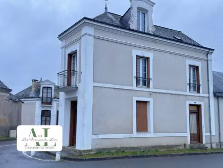 maison de bourg avec jardin et garage