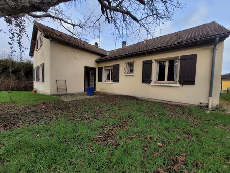 panazol pavillon de plain pied au calme et disposant d'un be