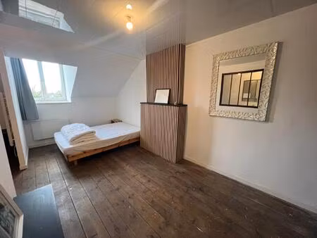 charmante maison rénovée et meublée - pret à vivre