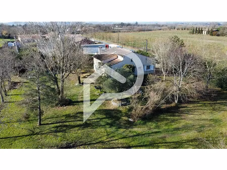 belle maison de famille.