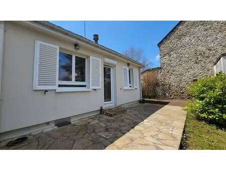 maison individuelle 2/3 piéces