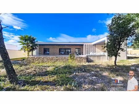 villa contemporaine de standing 190 m2 hauteurs de nîmes