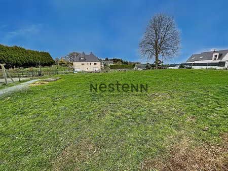 à vendre terrain constructible d'environ 650 m² au coeur de marzan