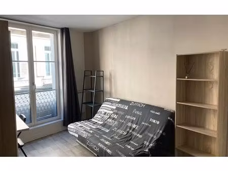 location appartement  m² t-1 à limoges  345 €