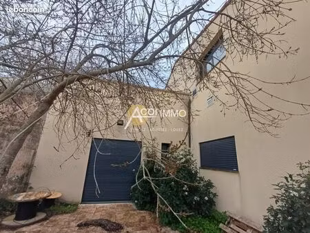 local commercial 1 532 m²