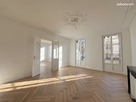 bureaux 157 m² toulon