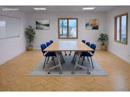 bureau commercial les essarts