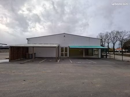 local commercial à louer - saint christophe du ligneron