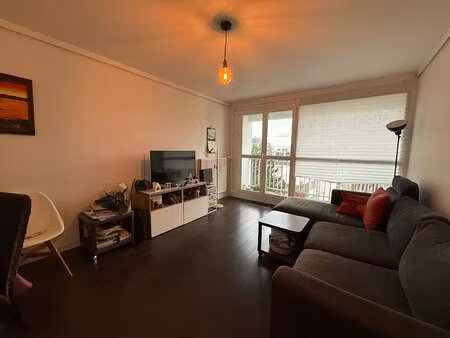 location appartement 2 pièces à caen (14000) : à louer 2 pièces / 47m² caen