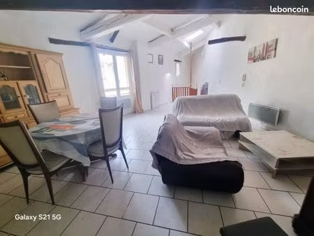 draguignan loft f2 50m meublé 620/mois
