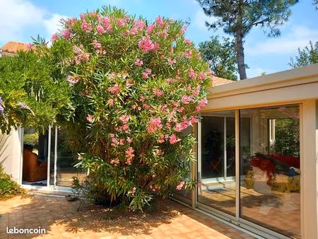 propriété 7 pièces 148 m²