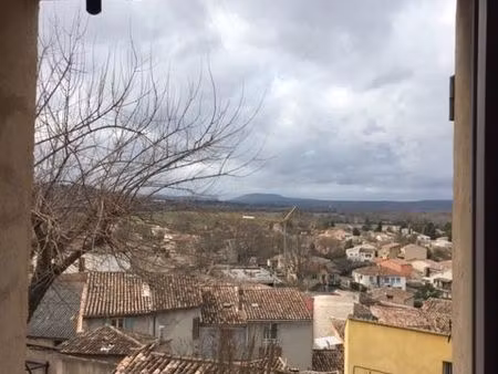 studio 1 pièce 17m2 et cave privative