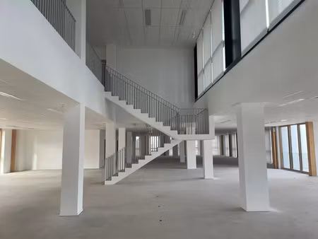 location bureau saint-denis 93200