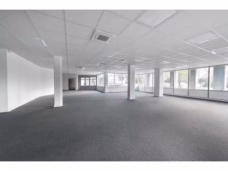 vente bureau villepinte 93420