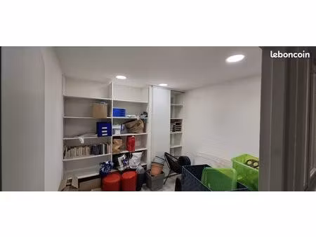 location local 200 m² la garde + 230m2 terrain clos - ou local stockage uniquement