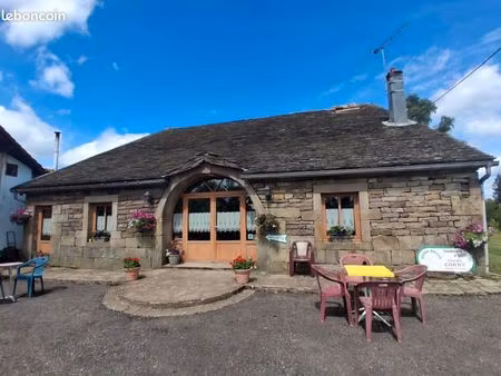 ferme de caractère + gîte + chambres d’hôtes – 350 m² – ferme familiale- 2 hectares attena