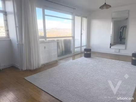 appartement 4 pièces 65 m²