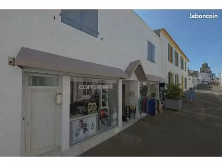 local commercial 88m2 - port-joinville (ile d'yeu)