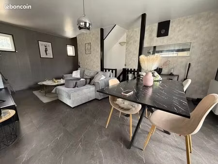 maison 4 pièces 75 m²