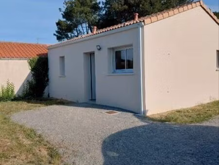 maison à louer à l'année