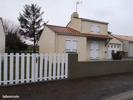 maison à louer 53m2