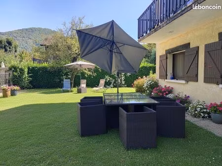 villa 7 pièces 156 m²